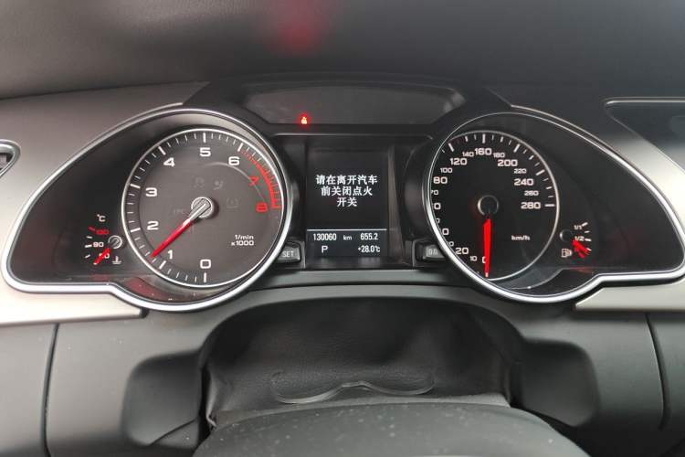 Used Audi A5 2013 Cabriolet 40 TFSI Instrument Cluster