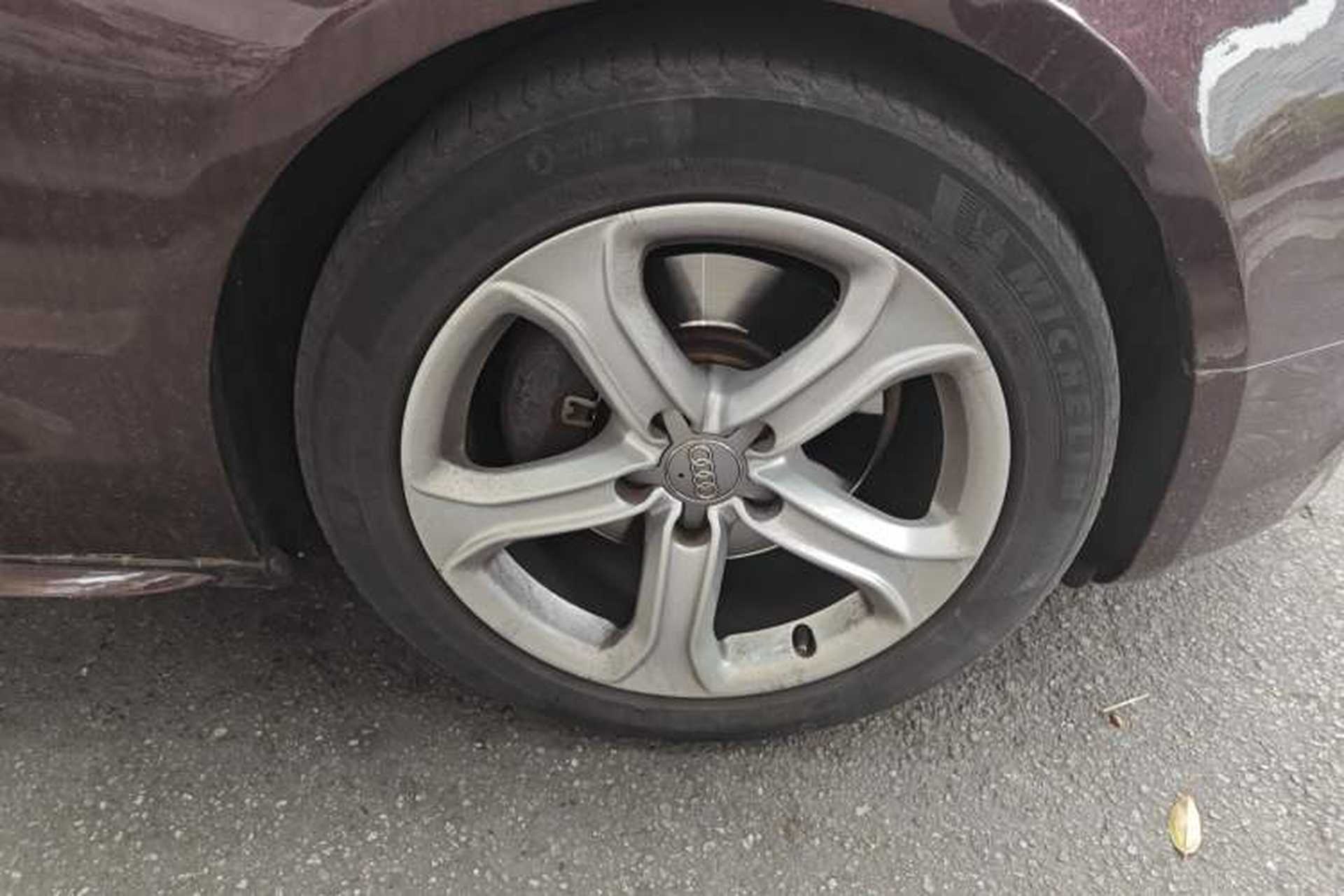 Used Audi A5 2013 Sportback 40 TFSI Right Front Wheel Hub