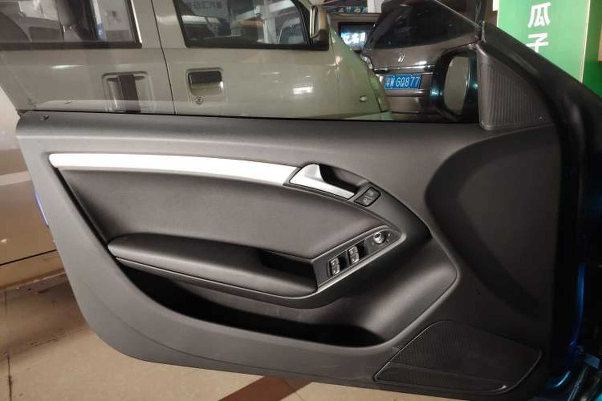 Used Audi A5 2013 Cabriolet 40 TFSI Left Front Door Interior