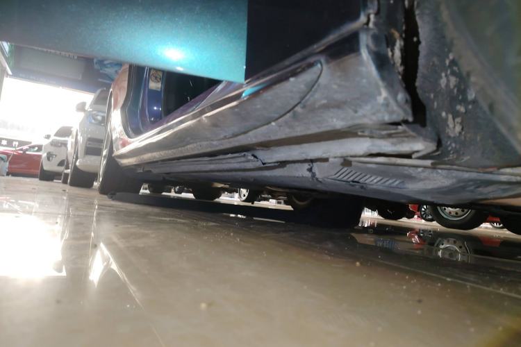 Used Audi A5 2013 Cabriolet 40 TFSI Right Side Sill