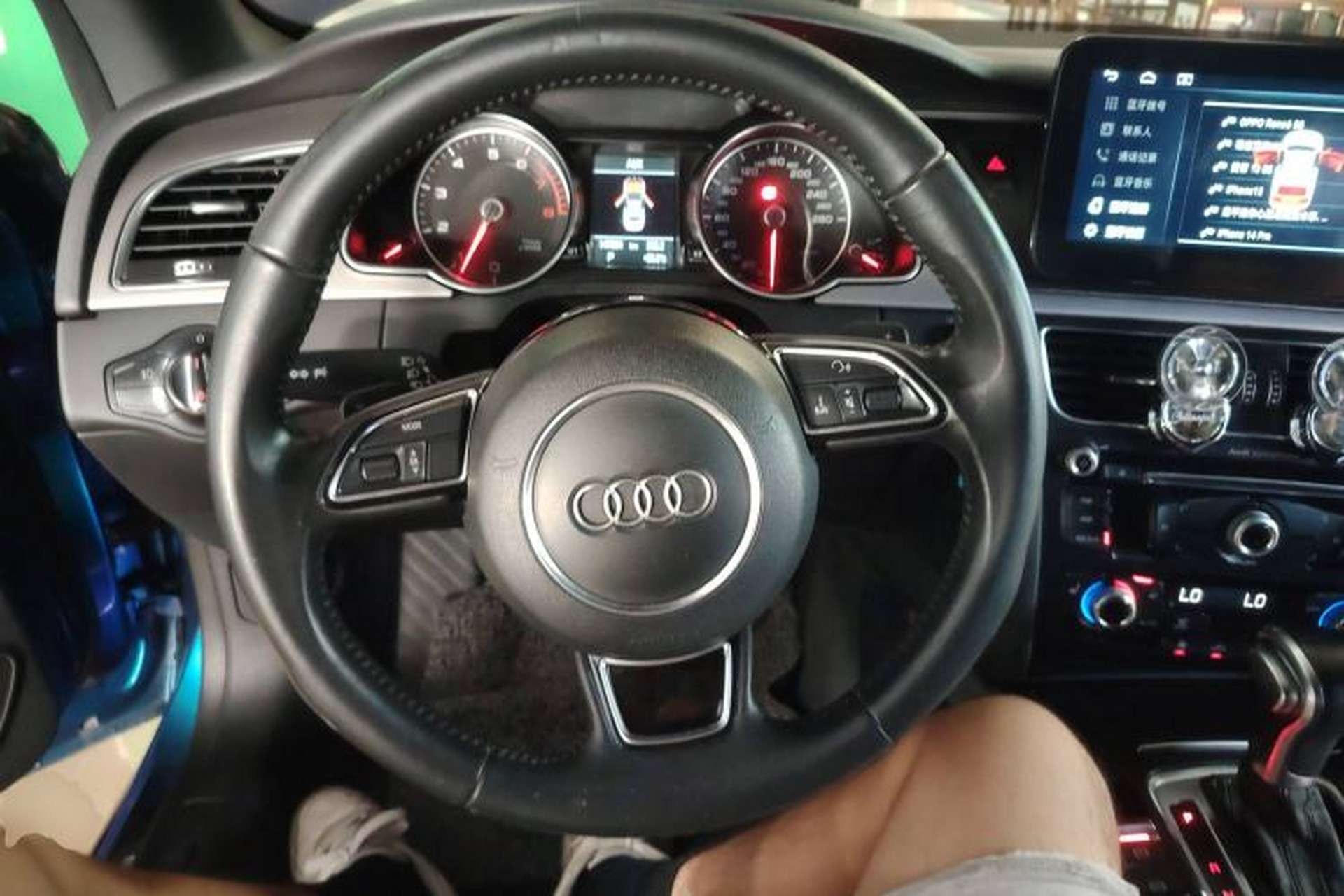 Used Audi A5 2013 Cabriolet 40 TFSI Steering Wheel