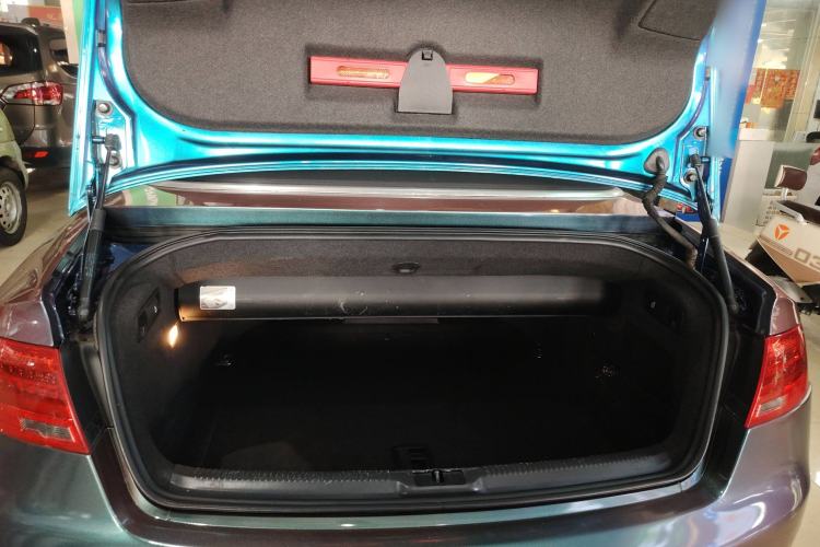 Used Audi A5 2013 Cabriolet 40 TFSI Trunk