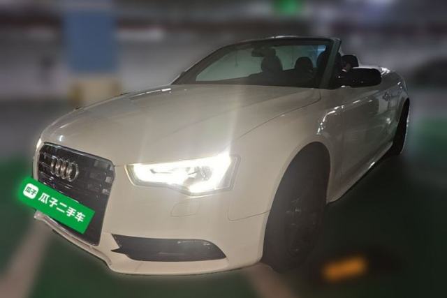 Ojetý Audi A5 2013 Cabriolet 40 TFSI