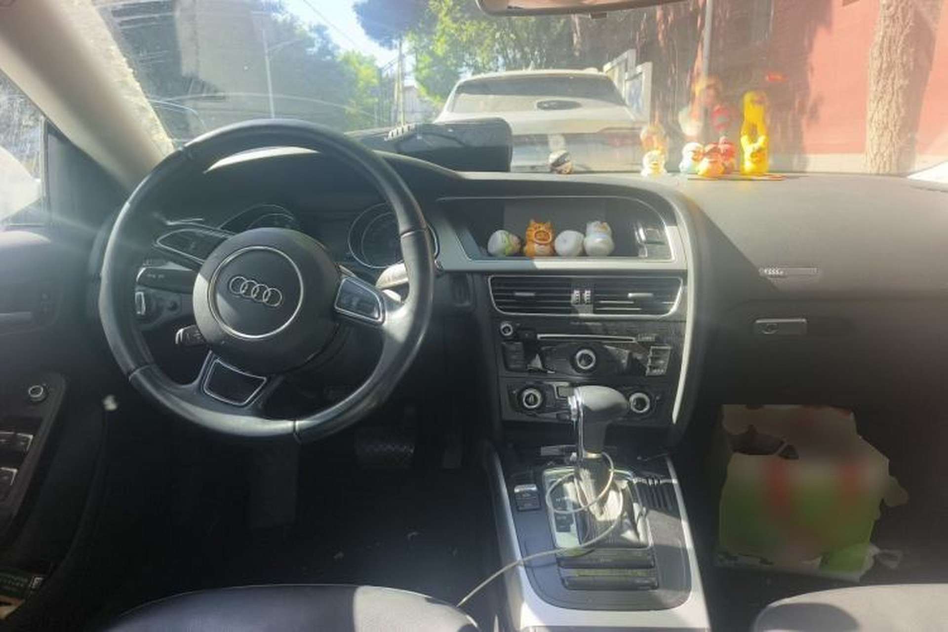 Used Audi A5 2013 Sportback 40 TFSI Fashion Edition Center Console