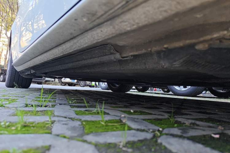 Used Audi A5 2013 Cabriolet 40 TFSI Chassis Front Right