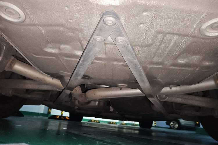 Used Audi A5 2013 Cabriolet 40 TFSI Chassis Rear