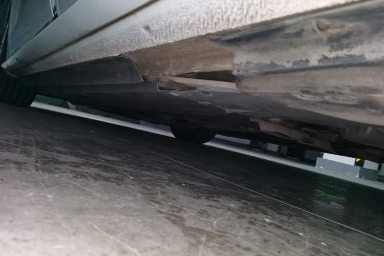 Used Audi A5 2013 Sportback 40 TFSI Chassis Rear Left