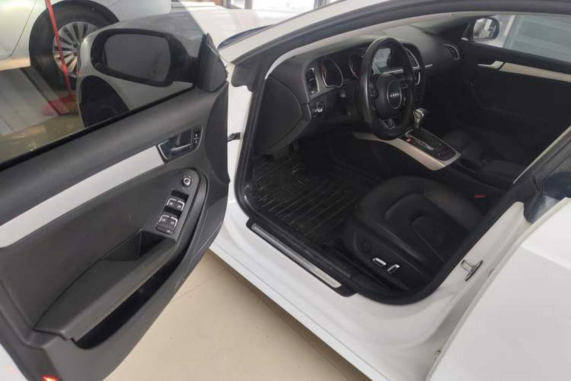 Used Audi A5 2013 Sportback 40 TFSI Driver Seat