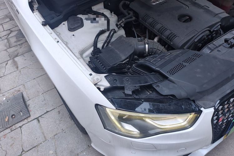 Used Audi A5 2013 Sportback 40 TFSI Fashion Edition Engine Bay Right