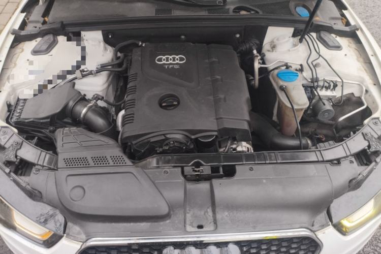 Used Audi A5 2013 Coupe 40 TFSI quattro Style Edition Engine Bay