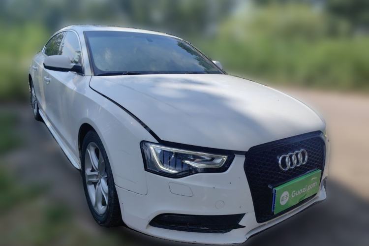 Used Audi A5 2013 Sportback 40 TFSI Front Right 45 Deg