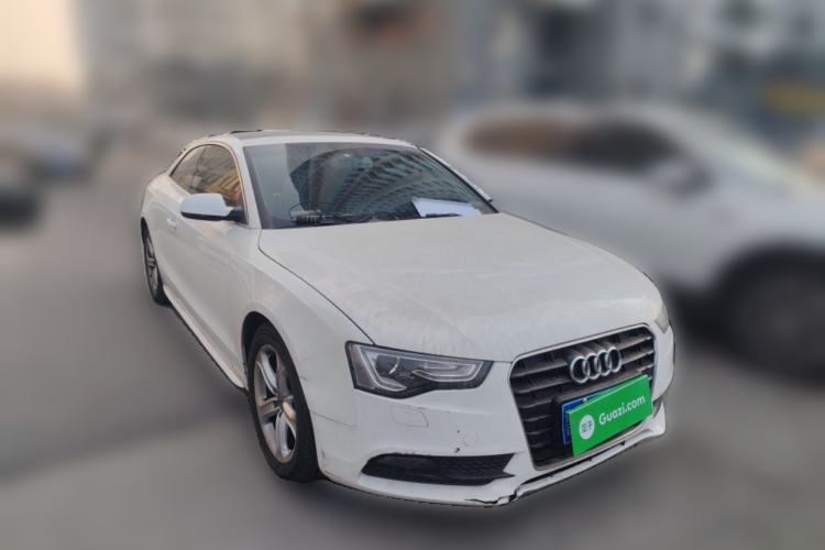 Used Audi A5 2013 Coupe 40 TFSI Front Right 45 Deg