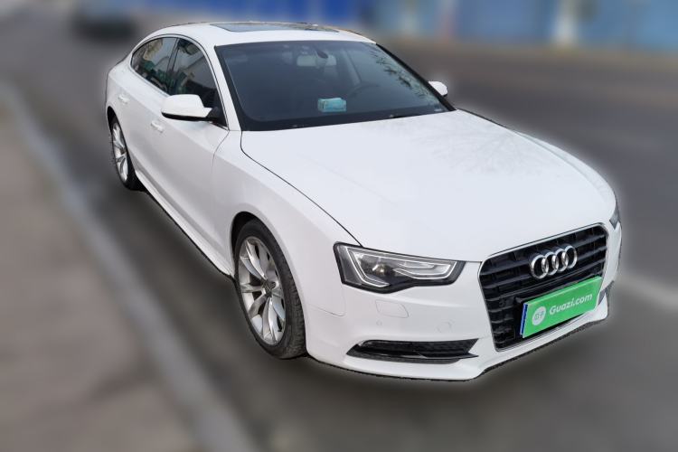 Used Audi A5 2013 Sportback 40 TFSI Front Right 45 Deg