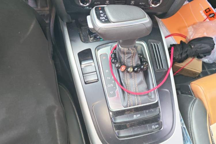 Used Audi A5 2013 Sportback 40 TFSI Fashion Edition Gear Lever