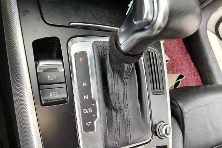 Used Audi A5 2013 Sportback 40 TFSI quattro Gear Lever