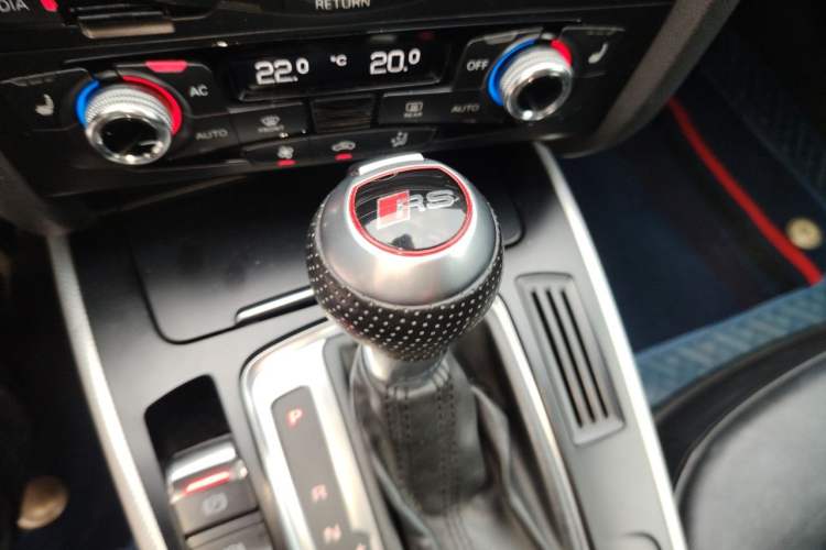 Used Audi A5 2013 Sportback 40 TFSI Gear Lever