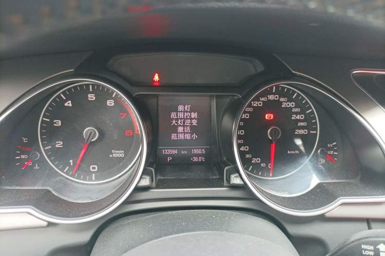 Used Audi A5 2013 Cabriolet 40 TFSI Instrument Cluster