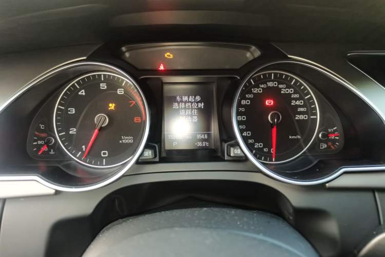 Used Audi A5 2013 Sportback 40 TFSI Instrument Cluster