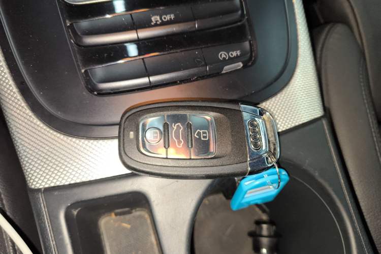 Used Audi A5 2013 Coupe 40 TFSI Interior 1