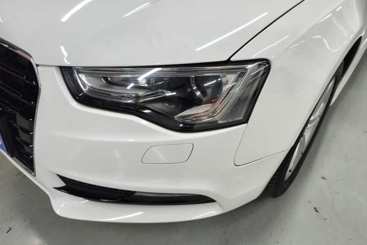 Used Audi A5 2013 Coupe 40 TFSI Left Front Headlight