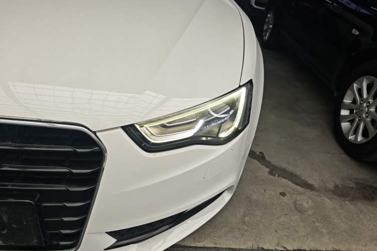 Used Audi A5 2013 Sportback 40 TFSI Left Front Headlight