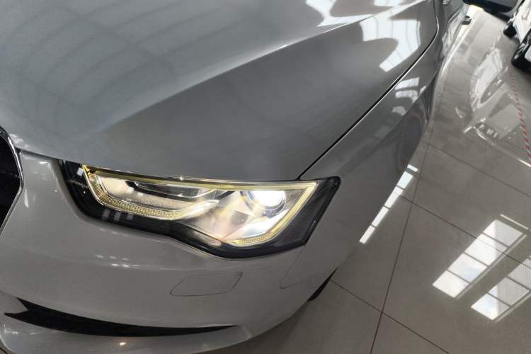 Used Audi A5 2013 Sportback 40 TFSI Left Front Headlight