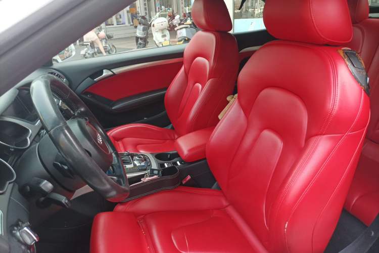 Used Audi A5 2013 Cabriolet 40 TFSI Left Front Seat