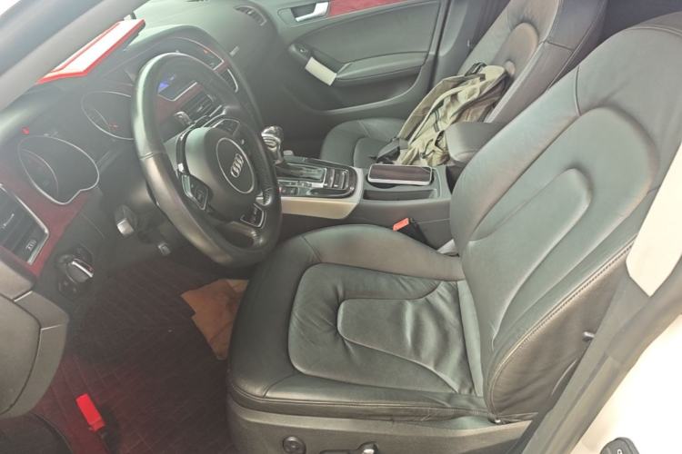 Used Audi A5 2013 Sportback 40 TFSI Left Front Seat