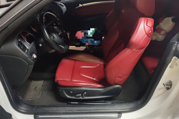 Used Audi A5 2013 Cabriolet 40 TFSI Left Front Seat