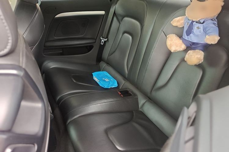 Used Audi A5 2013 Cabriolet 40 TFSI Left Rear Seat