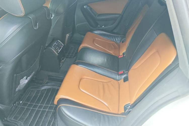 Used Audi A5 2013 Sportback 40 TFSI Fashion Edition Left Rear Seat