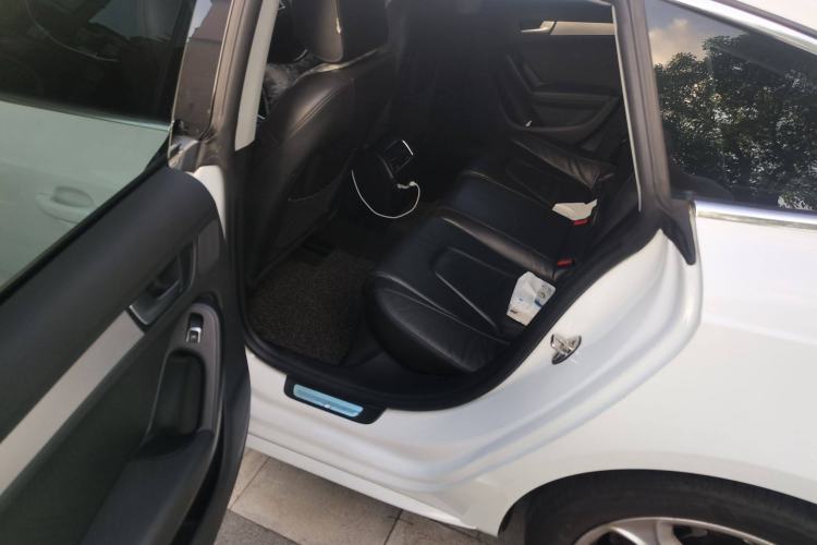 Used Audi A5 2013 Sportback 40 TFSI Left Rear Seat