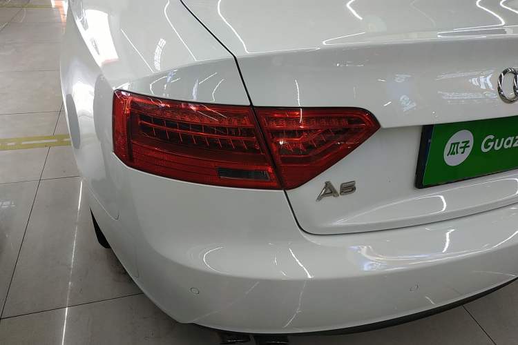 Used Audi A5 2013 Coupe 40 TFSI Left Rear Taillight