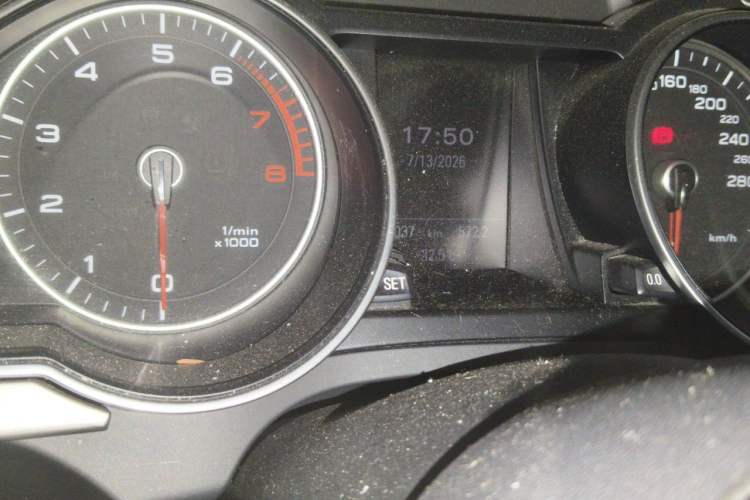 Used Audi A5 2013 Sportback 50 TFSI quattro Odometer Close Up