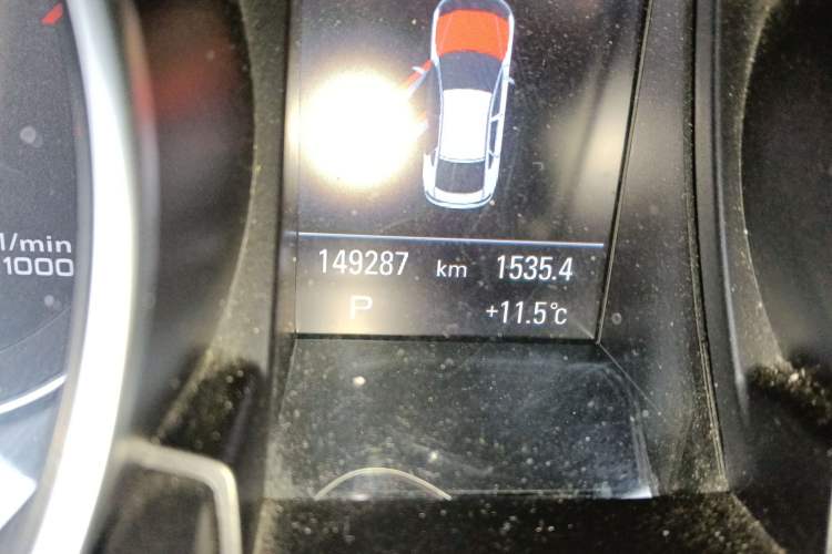 Used Audi A5 2013 Sportback 40 TFSI Odometer Close Up