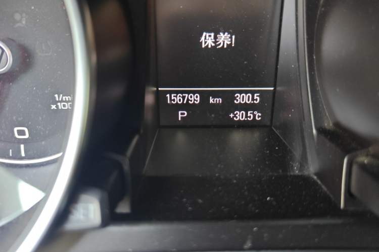 Used Audi A5 2013 Sportback 40 TFSI Fashion Edition Odometer Close Up