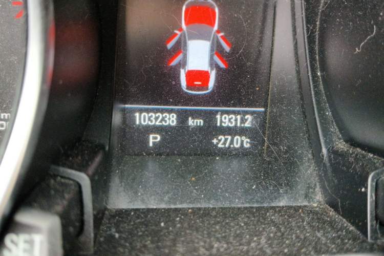 Used Audi A5 2013 Sportback 40 TFSI quattro Odometer Close Up