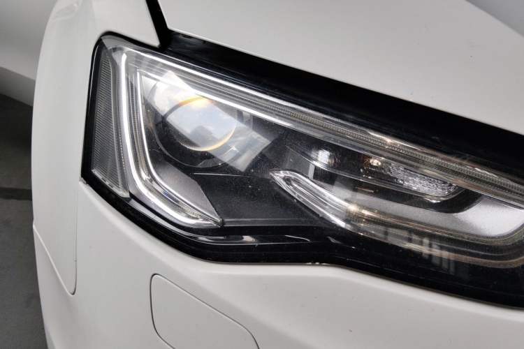 Used Audi A5 2013 Sportback 40 TFSI Right Front Headlight
