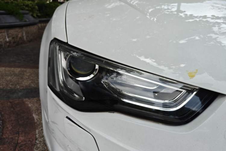 Used Audi A5 2013 Sportback 40 TFSI Fashion Edition Right Front Headlight