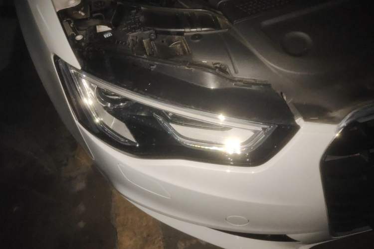 Used Audi A5 2013 Sportback 40 TFSI Right Front Headlight