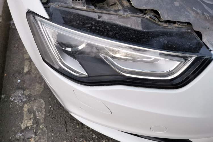 Used Audi A5 2013 Sportback 40 TFSI Right Front Headlight