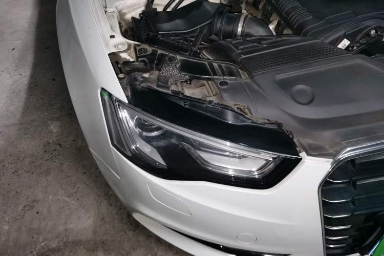 Used Audi A5 2013 Sportback 40 TFSI Right Front Headlight
