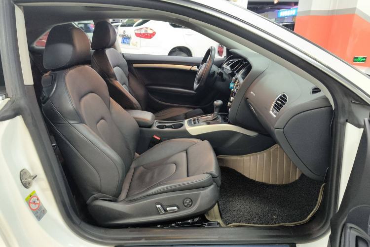 Used Audi A5 2013 Coupe 40 TFSI Right Front Seat
