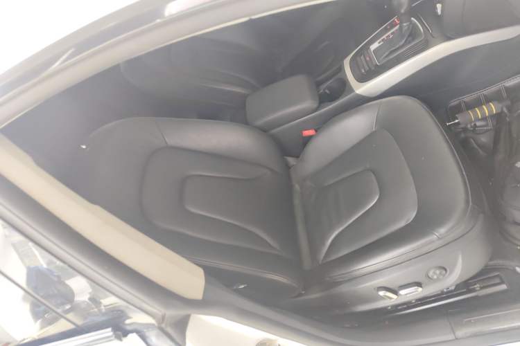Used Audi A5 2013 Sportback 40 TFSI Right Front Seat