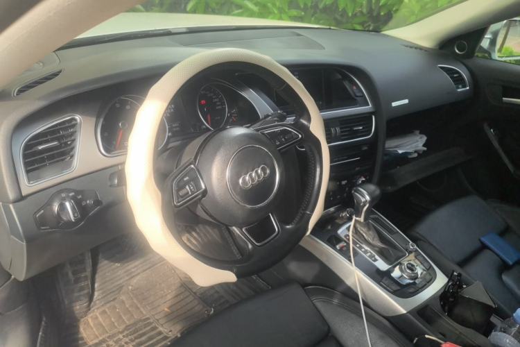 Used Audi A5 2013 Sportback 40 TFSI quattro Steering Wheel