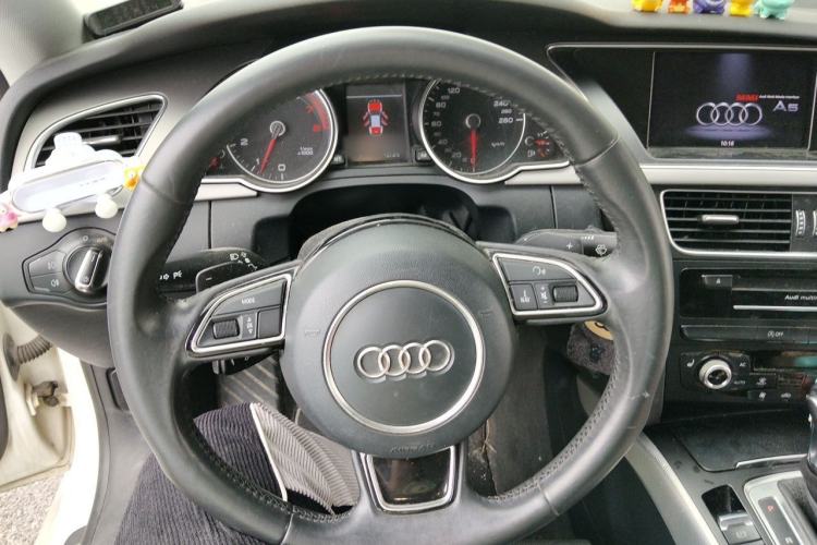 Used Audi A5 2013 Sportback 40 TFSI quattro Steering Wheel