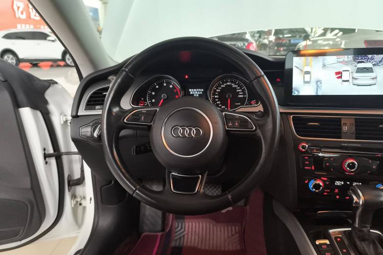 Used Audi A5 2013 Sportback 40 TFSI Steering Wheel