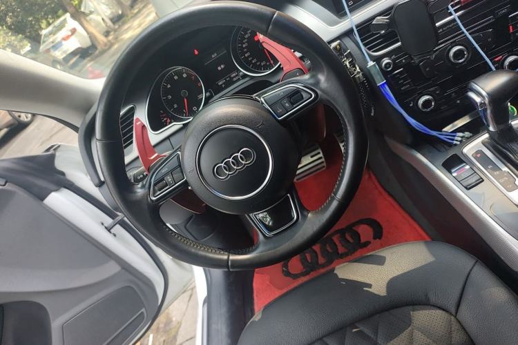 Used Audi A5 2013 Sportback 40 TFSI Fashion Edition Steering Wheel