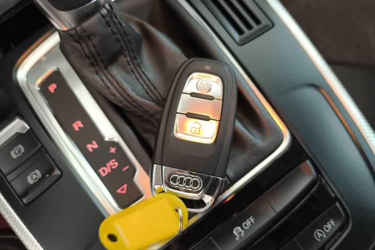 Used Audi A5 2013 Sportback 40 TFSI Vehicle Key