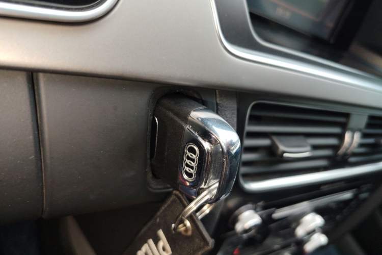 Used Audi A5 2013 Sportback 40 TFSI Vehicle Key